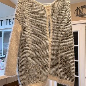 Women’s knitted sweater